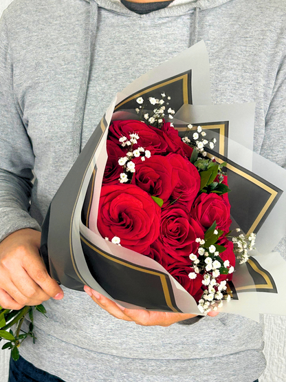 Ramo de rosas rojas