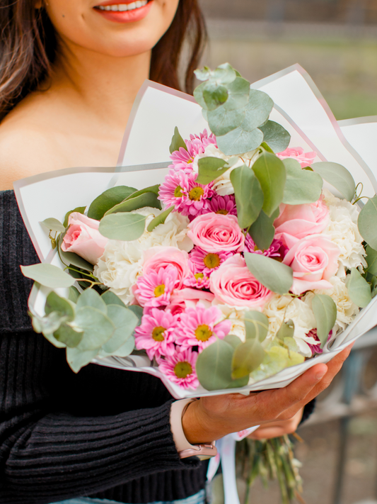 Ramo de Rosas, Clavel y Margarita