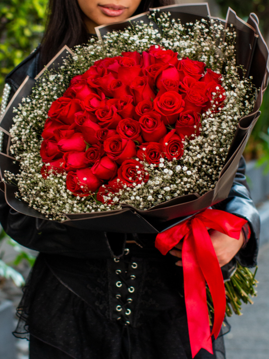 Ramos Buchón de 50 rosas rojas
